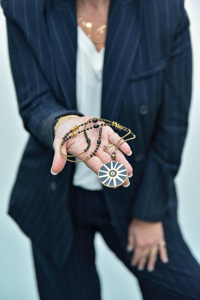 Çizgili Siyah Kolye