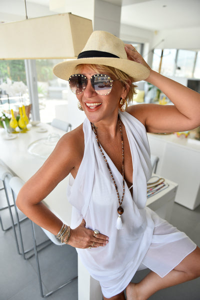 Beyaz Püskül Kolye